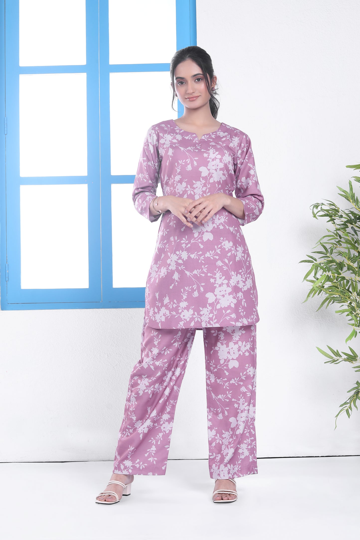 Pink floral co-ord set with short kurta