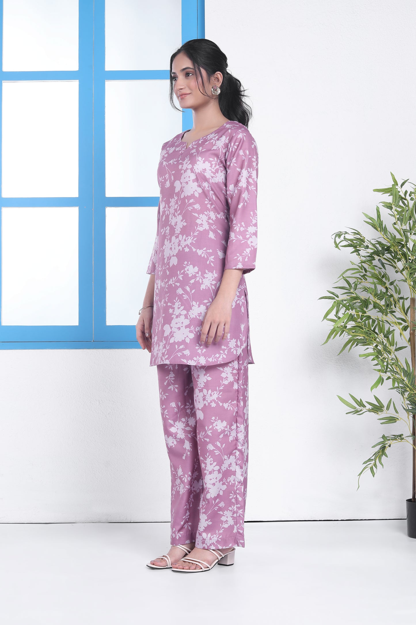 Pink floral co-ord set with short kurta